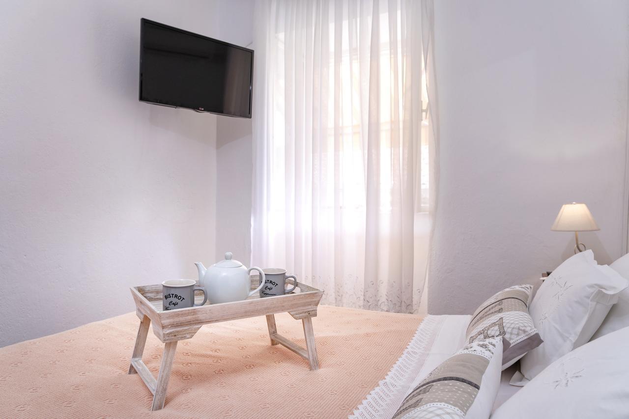 Guesthouse Wish Стари Град Екстериор снимка